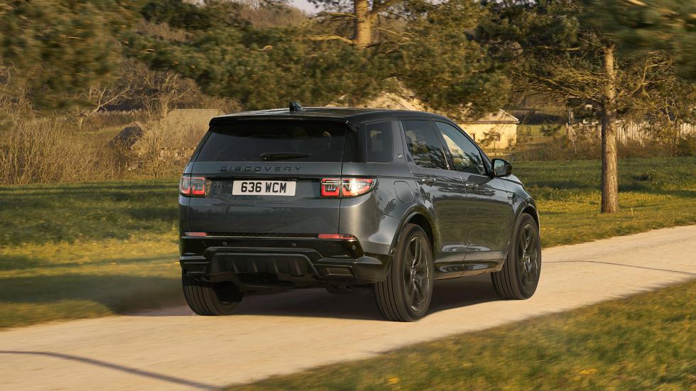 Με νέα οθόνη 11,4 ιντσών το αναβαθμισμένο Land Rover Discovery Sport